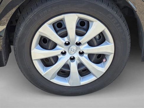 Used 2020 Toyota Corolla LE image 14