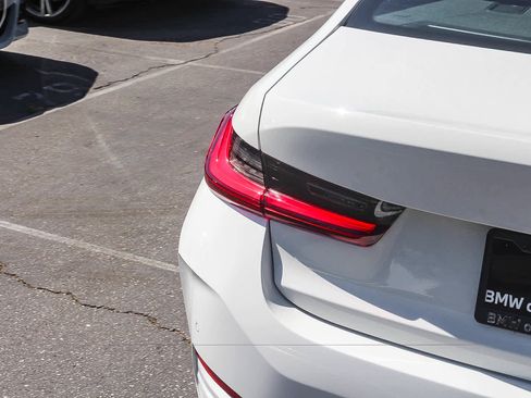 Used 2023 BMW 330i Sedan w/ Premium Package RWD image 7