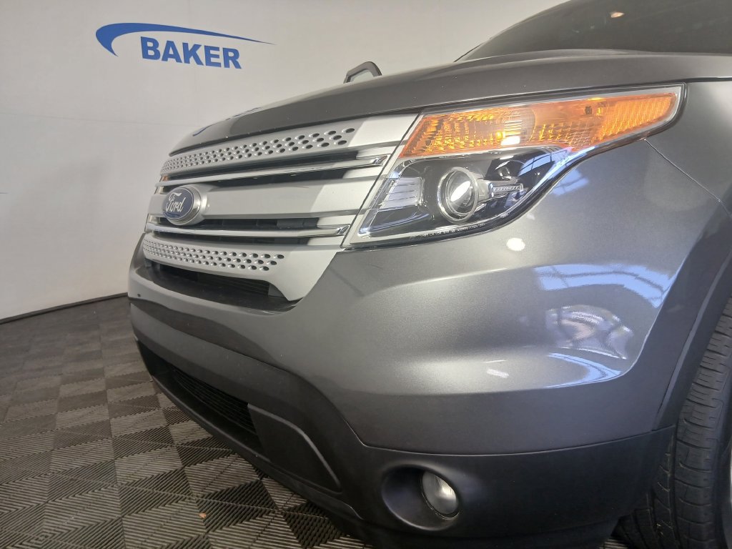 Used 2014 Ford Explorer XLT w/ Equipment Group 202A AWD/4WD image 35