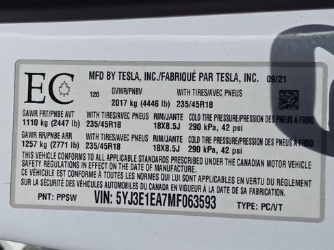 Used 2021 Tesla Model 3 Standard Range Plus RWD image 32