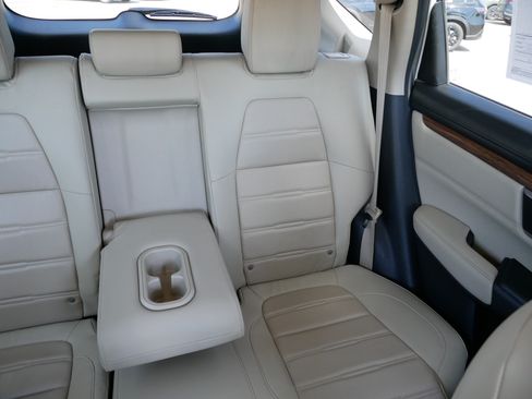 Used 2019 Honda CR-V Touring image 14