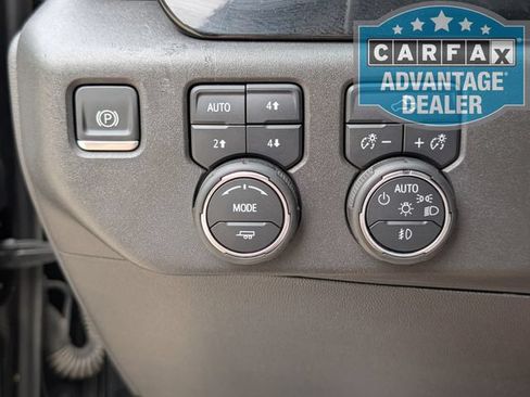 Used 2024 Chevrolet Silverado 1500 LT Trail Boss w/ Convenience Package II AWD/4WD image 18