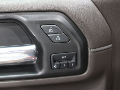 Used 2022 GMC Sierra 2500 Denali AWD/4WD image 7