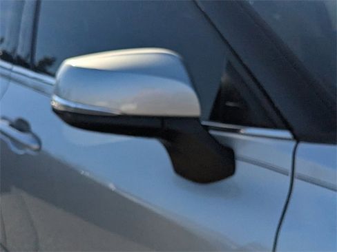 Used 2020 Toyota Highlander Limited image 8