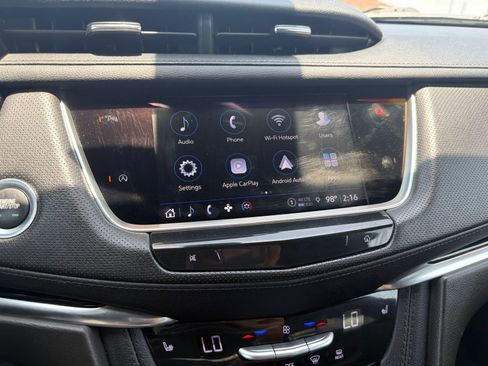 Used 2023 Cadillac XT6 Luxury FWD image 25
