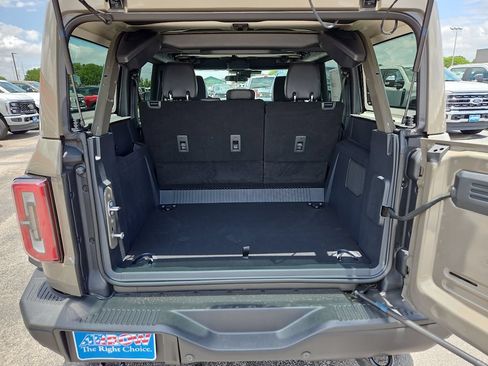 New 2026 Ford Bronco Badlands AWD/4WD image 18