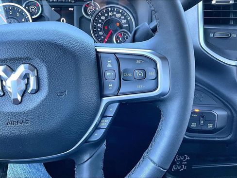 Used 2025 RAM 2500 Big Horn AWD/4WD image 7