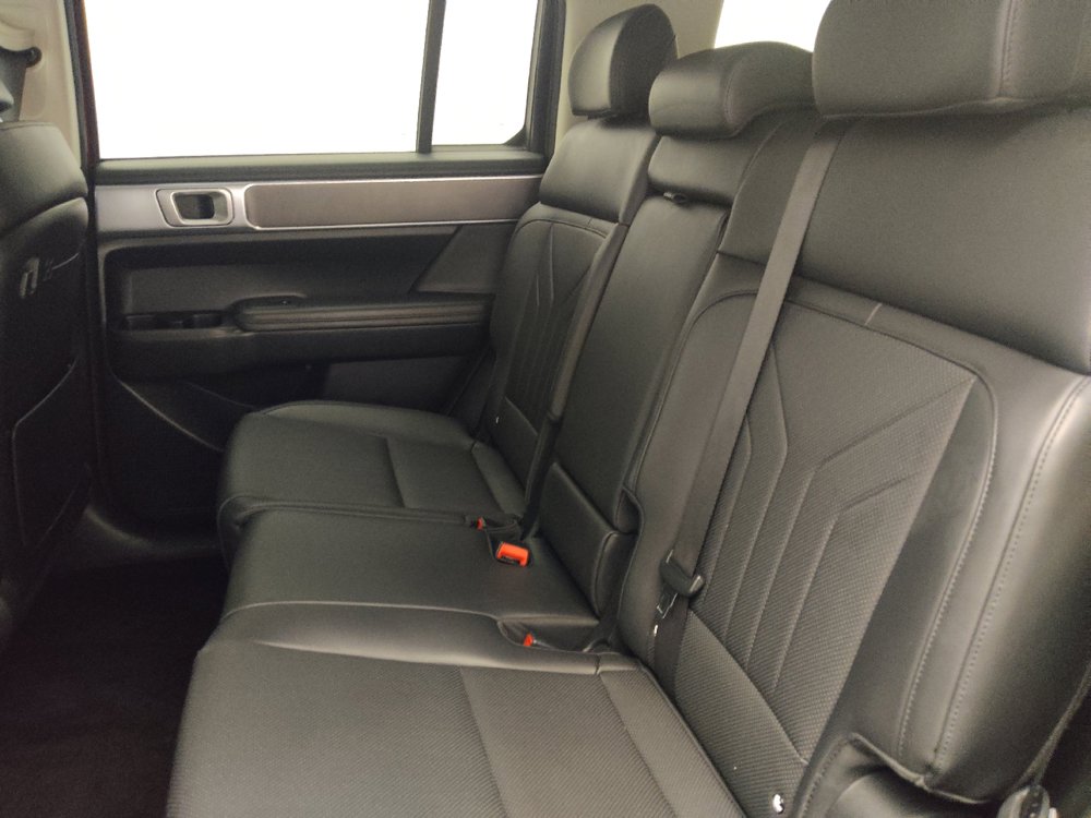 Used 2024 Hyundai Santa Fe SEL FWD image 18