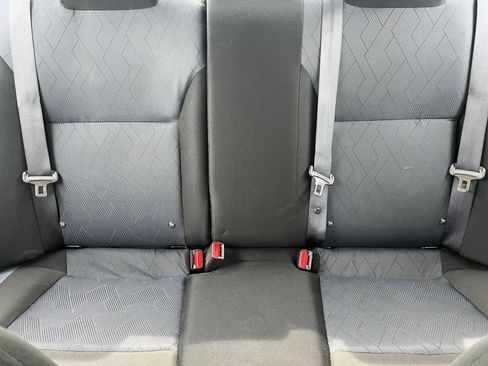 Used 2025 Nissan Versa SV FWD image 43
