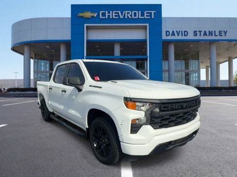 Used 2025 Chevrolet Silverado 1500 Custom w/ Turbomax Blackout Package RWD image 2
