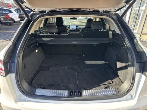 Certified 2022 Lincoln Nautilus Reserve image 21