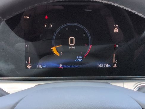 Used 2024 Chevrolet Trax LT w/ Driver Confidence Package FWD image 31