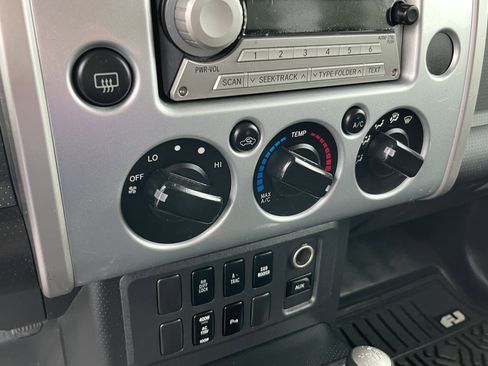 Used 2007 Toyota FJ Cruiser 4WD image 20