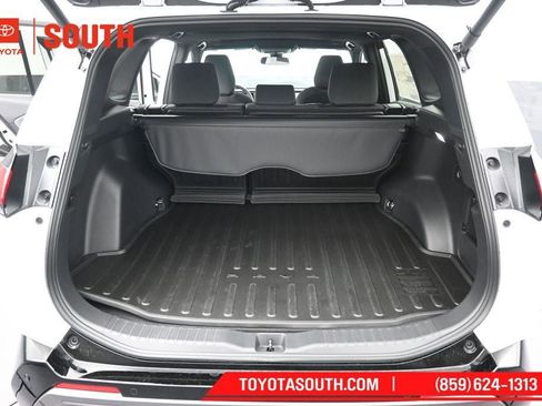 New 2026 Toyota RAV4 SE w/ Convenience Package AWD/4WD image 28