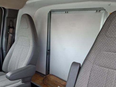 Used 2021 Chevrolet Express 3500 w/ Power Convenience Package RWD image 13