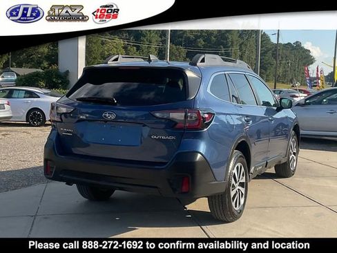 Used 2022 Subaru Outback Premium image 7