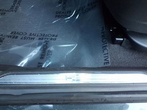 Certified 2022 Cadillac XT5 Premium Luxury image 23