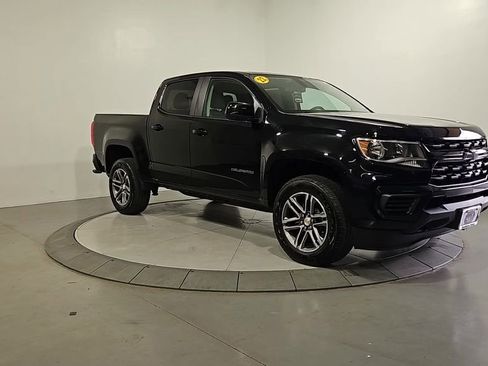 Used 2022 Chevrolet Colorado W/T w/ Custom Special Edition AWD/4WD image 8