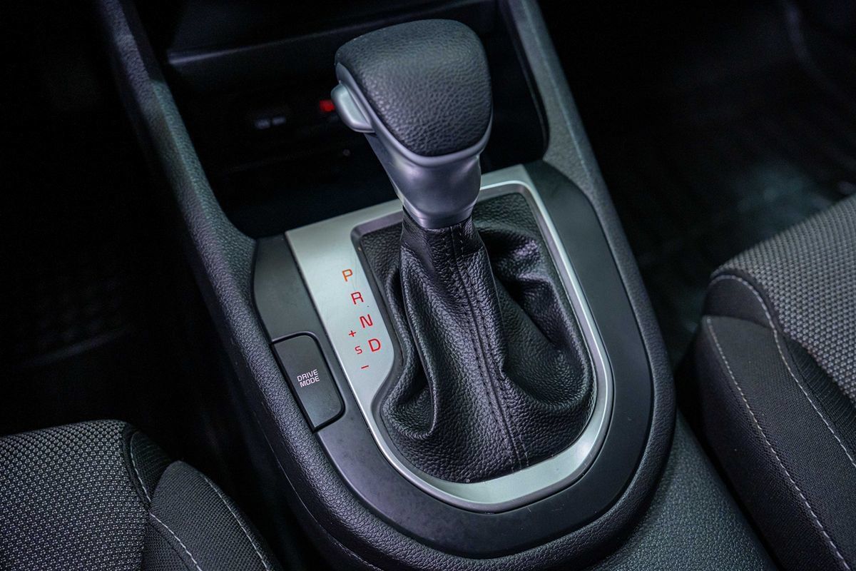 Used 2022 Kia Forte LXS FWD image 22
