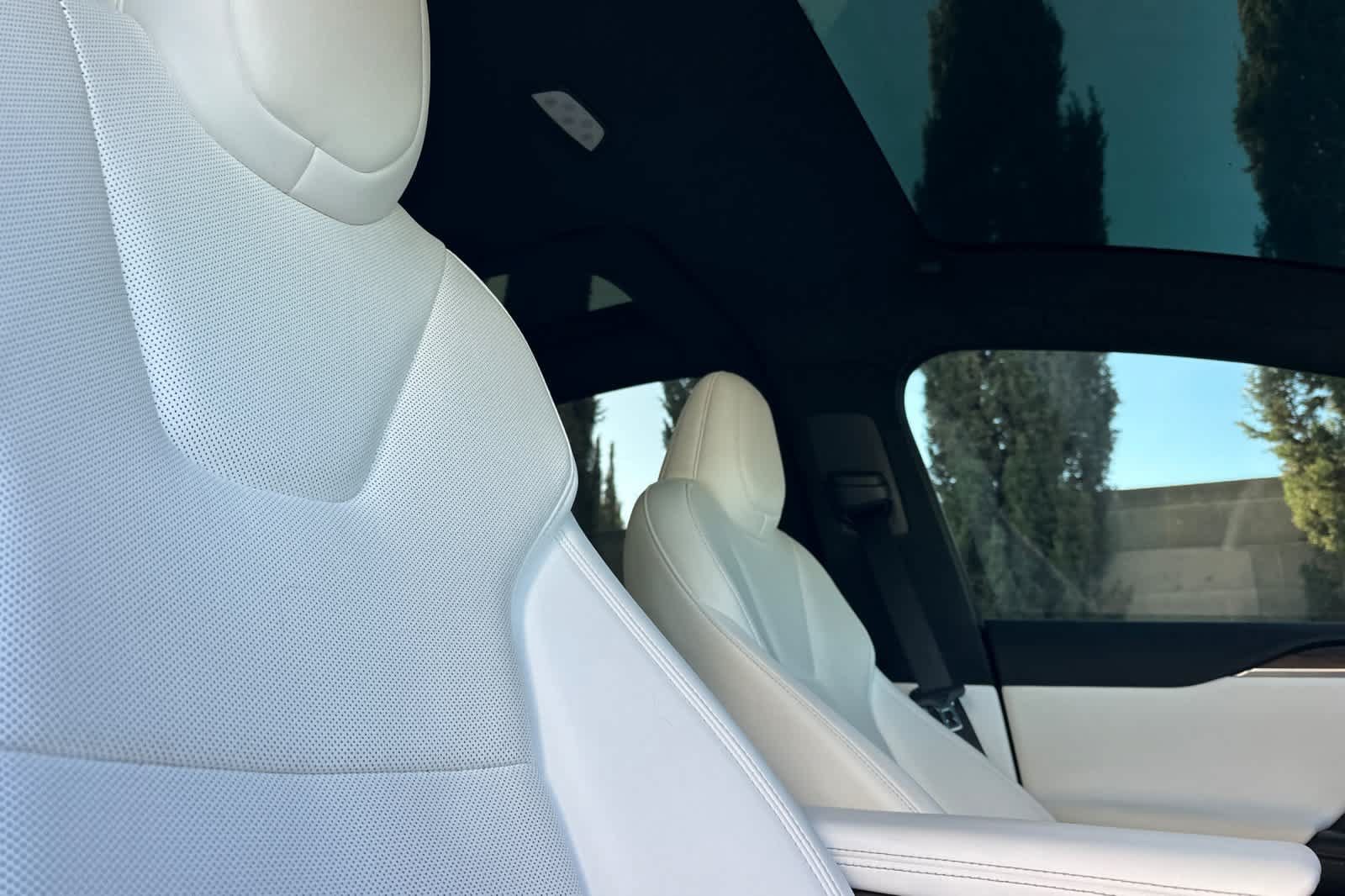 Used 2022 Tesla Model X AWD/4WD image 20