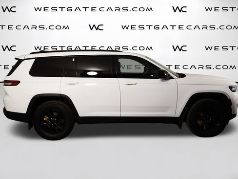 Used 2022 Jeep Grand Cherokee L Laredo AWD/4WD image 52