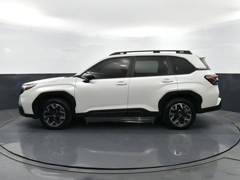 Certified 2025 Subaru Forester Premium w/ Convenience Package #1 image 8