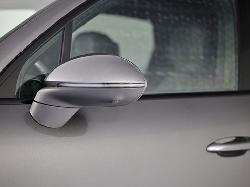 Certified 2025 Porsche Cayenne AWD/4WD image 12