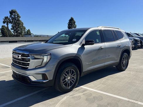 New 2026 GMC Acadia Elevation FWD image 8