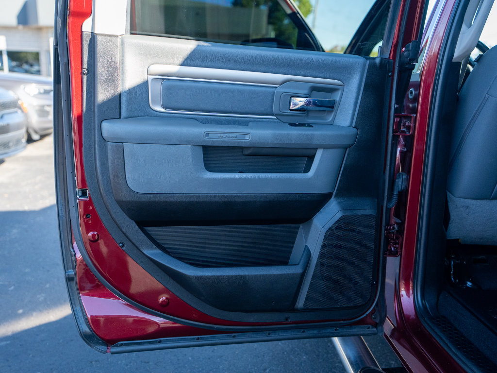 Used 2018 RAM 1500 Big Horn AWD/4WD image 11