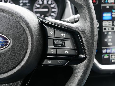 Used 2024 Subaru Crosstrek 2.0i Premium image 30