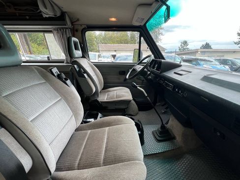 Used 1987 Volkswagen Vanagon GL RWD image 32