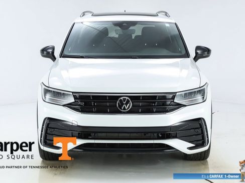 Used 2024 Volkswagen Tiguan SE R-Line FWD image 16