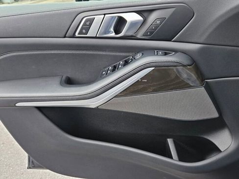 Used 2023 BMW X5 sDrive40i w/ M Sport Package image 32