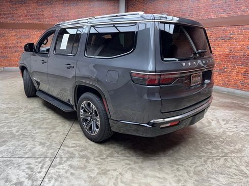 Used 2024 Jeep Wagoneer Series II w/ Flexible Seating Group image 3