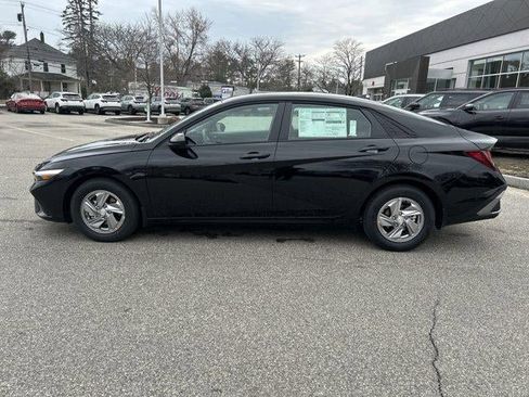 New 2026 Hyundai Elantra SE FWD image 34