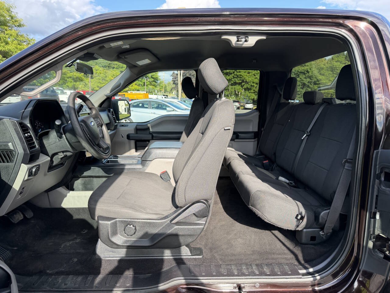 Used 2019 Ford F150 XL w/ Equipment Group 101A Mid AWD/4WD image 8