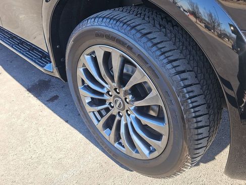 Used 2024 Nissan Armada Platinum w/ Captain's Chairs Package image 29