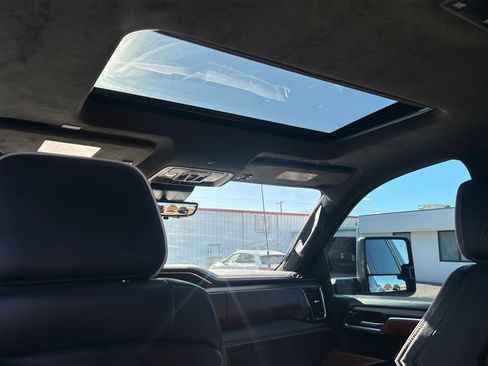 Used 2024 GMC Sierra 3500 Denali Ultimate image 19