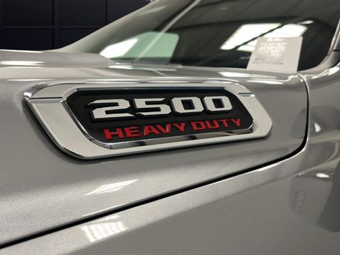 Used 2023 RAM 2500 Limited AWD/4WD image 43