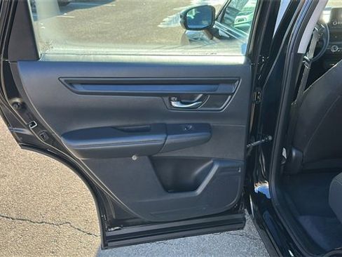 Used 2023 Honda CR-V LX image 19