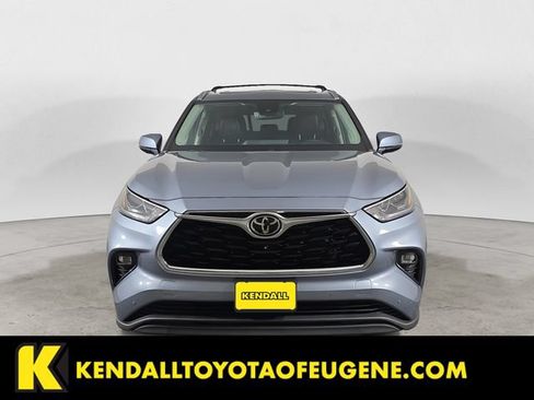 Used 2023 Toyota Highlander Limited AWD/4WD image 8