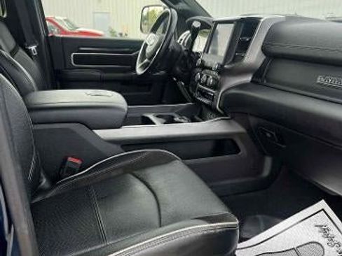 Used 2022 RAM 2500 Laramie w/ Night Edition image 5