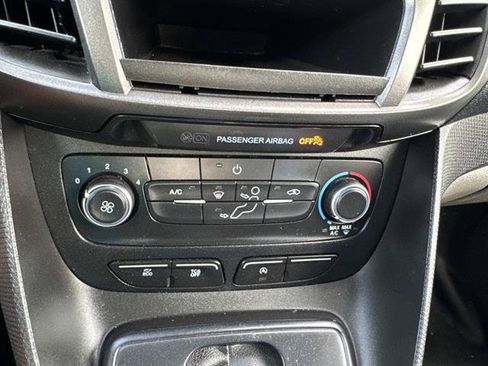Used 2019 Ford Transit Connect XL FWD image 16