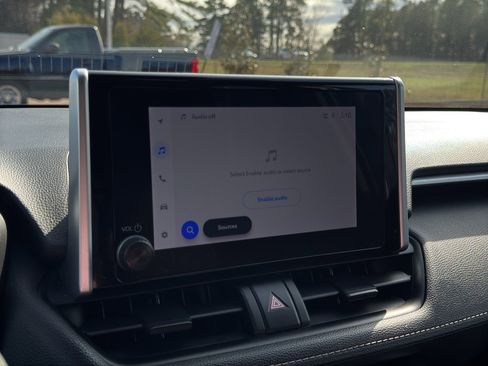 Used 2024 Toyota RAV4 XLE image 32