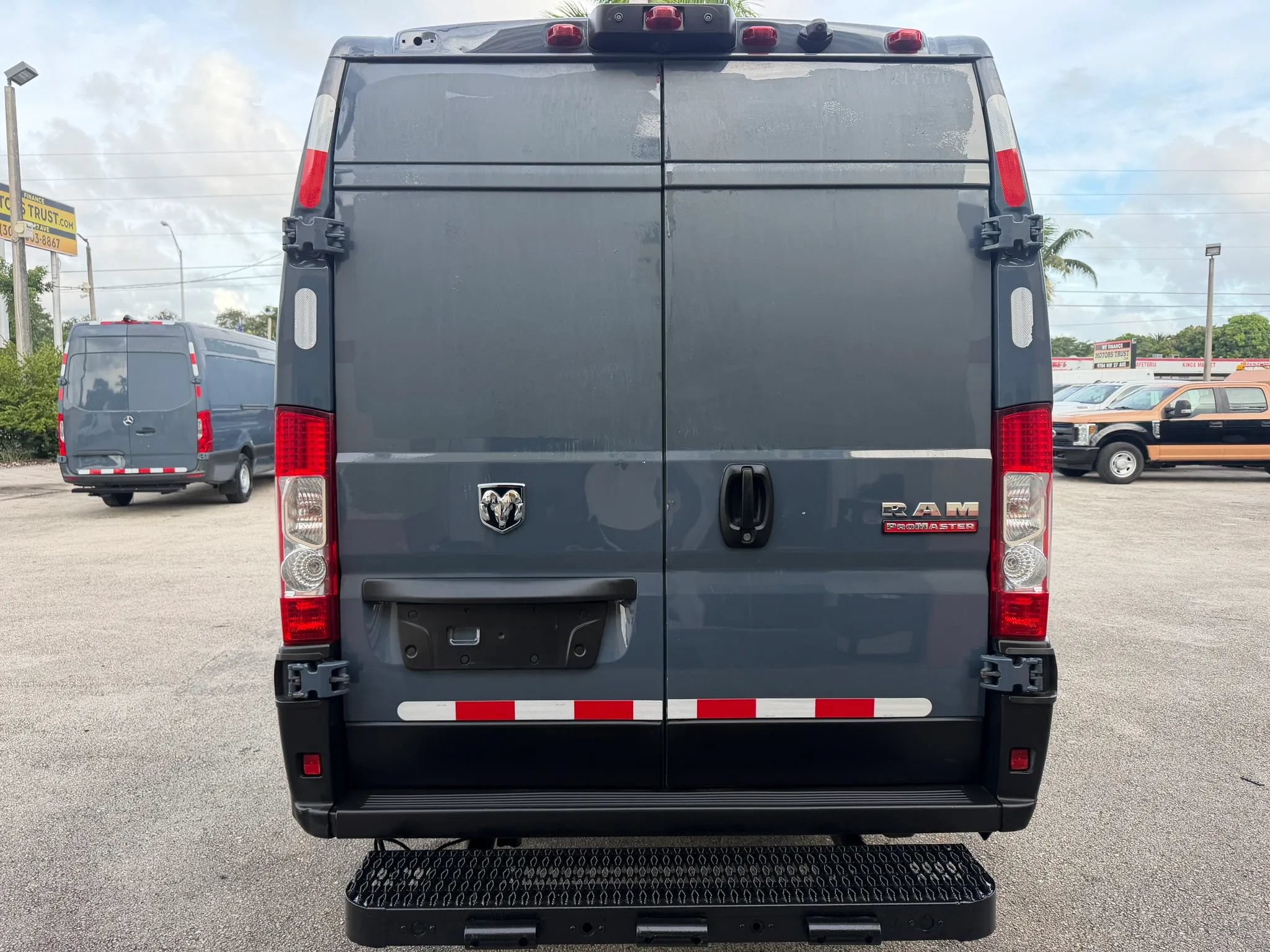 Used 2021 RAM ProMaster 3500 FWD image 4