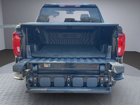 Used 2021 GMC Sierra 1500 SLT w/ X31 Off-Road Package image 24