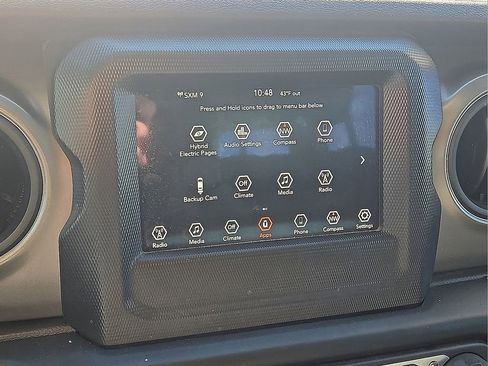 Used 2023 Jeep Wrangler Unlimited image 26