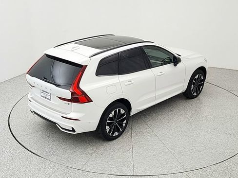 New 2026 Volvo XC60 B5 Plus w/ Protection Package Premier AWD/4WD image 33