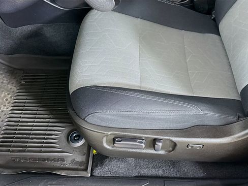 Certified 2021 Toyota Tacoma TRD Sport image 18