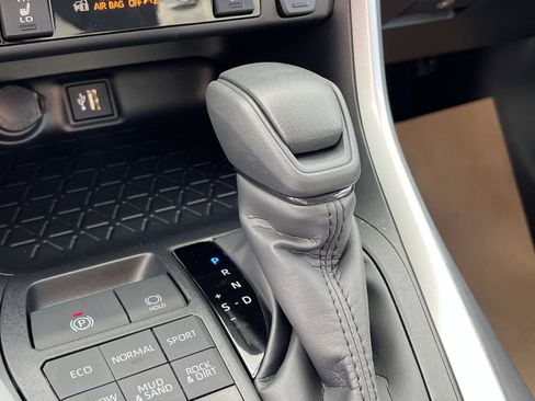 New 2025 Toyota RAV4 XLE image 17